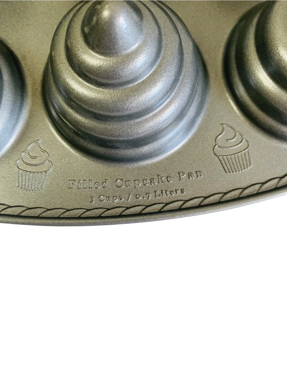 Nordic Ware Filled Cupcake Non Stick Cast Aluminum Pan